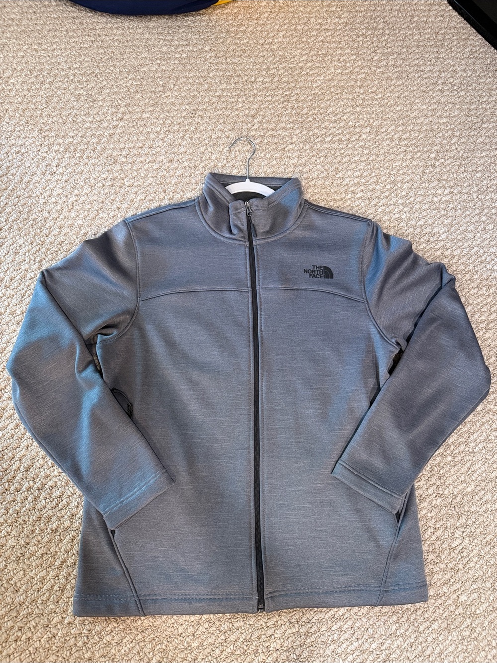 The North Face Men's Full-Zip Jacket in Charcoal Gray